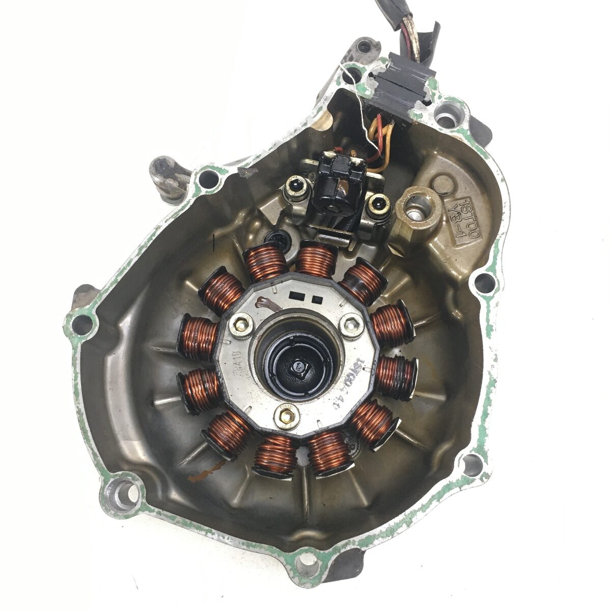 Tampa + Estator Fazer 150 14/18 Original Yamaha Detalhe - Imagem 3